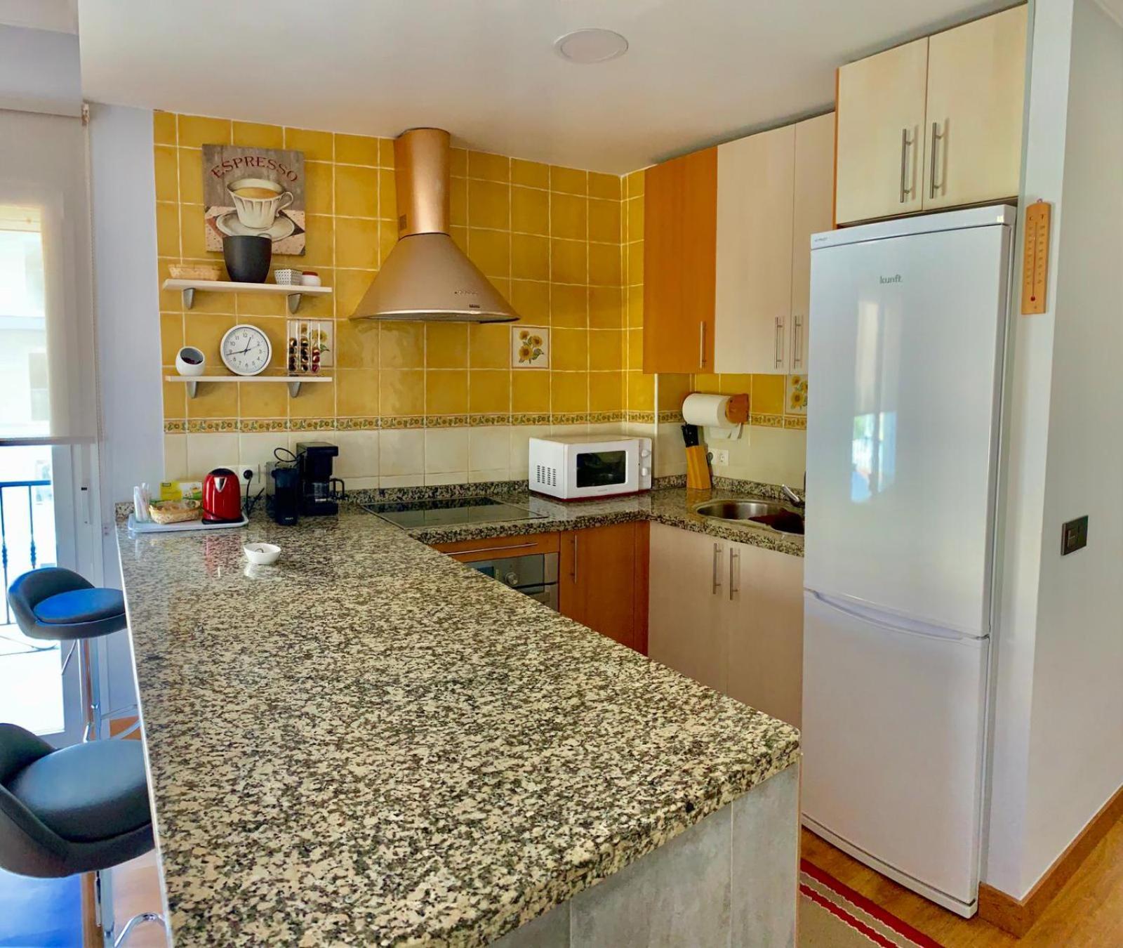 Apartamento Capri Los Boliches Wifi Gratis Beach 100M Fuengirola Exteriör bild