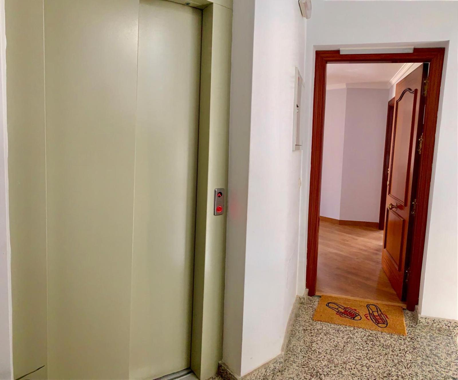 Apartamento Capri Los Boliches Wifi Gratis Beach 100M Fuengirola Exteriör bild